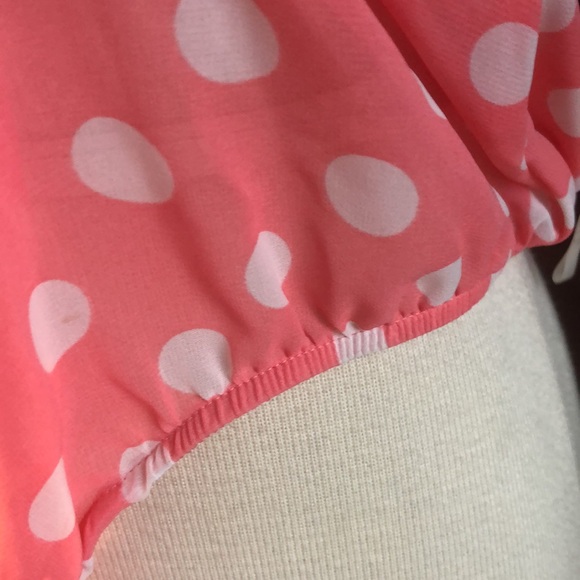 B Jewel spaghetti strap pink&white polka dot sheer top/medium faux button front - Picture 4 of 12